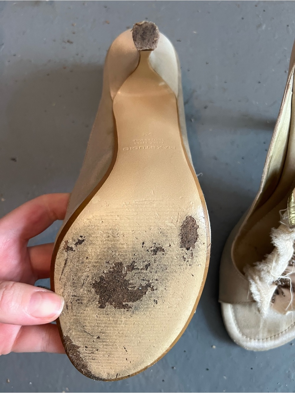 Max Studio Cream Open-Toe Ruffle Slingback Heels - Picture 4 of 5